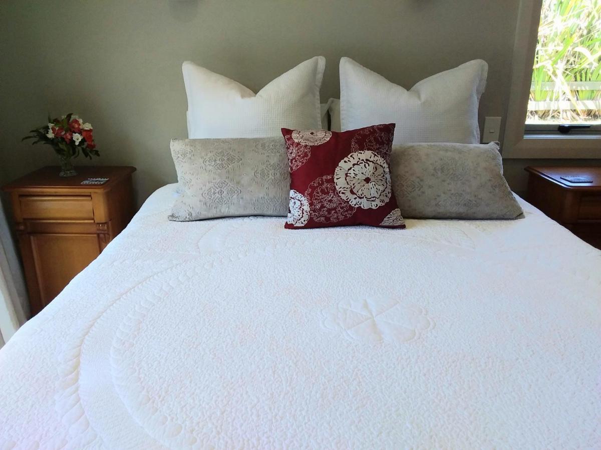 Karapiro Willows Luxury B & B Cambridge Exterior photo