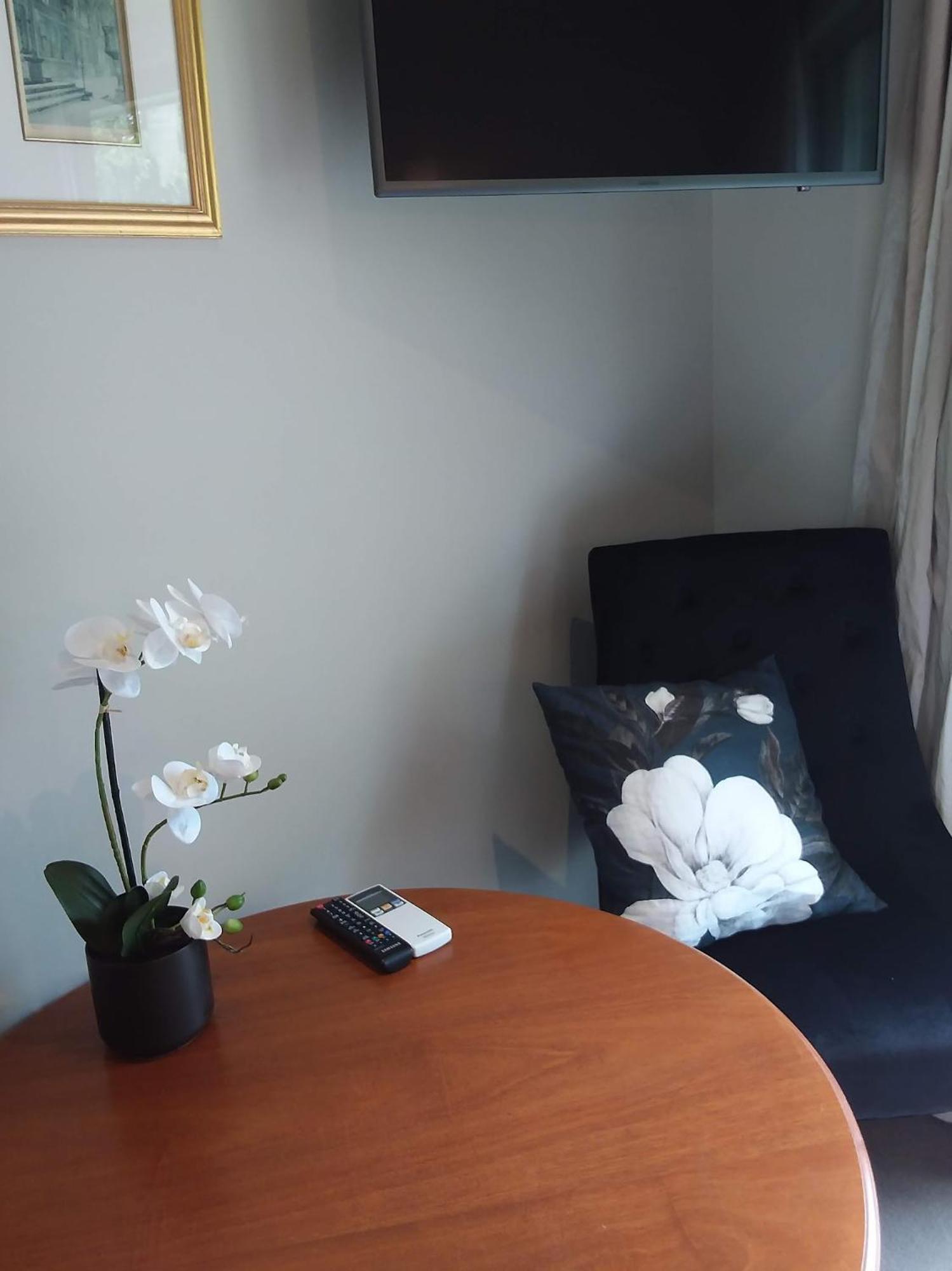 Karapiro Willows Luxury B & B Cambridge Exterior photo