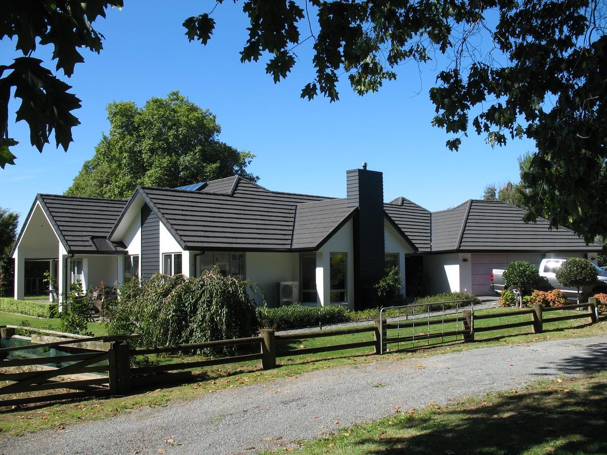 Karapiro Willows Luxury B & B Cambridge Exterior photo